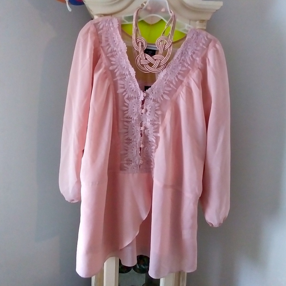 Beautiful Blouse Sheer With Matching Tank Sz16W